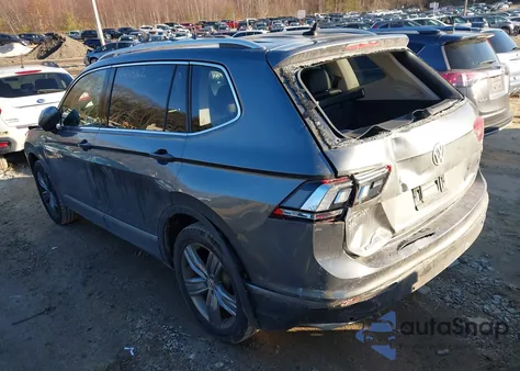 2020 Volkswagen Tiguan 2.0T Se/2.0T Se R-Line Black/2.0T Sel из США, поврежденный, VIN 3VV2B7AX1LM182513